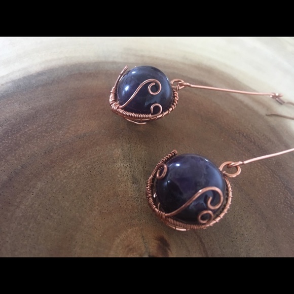 Amethyst copper wire wrapped earrings - Picture 3 of 6